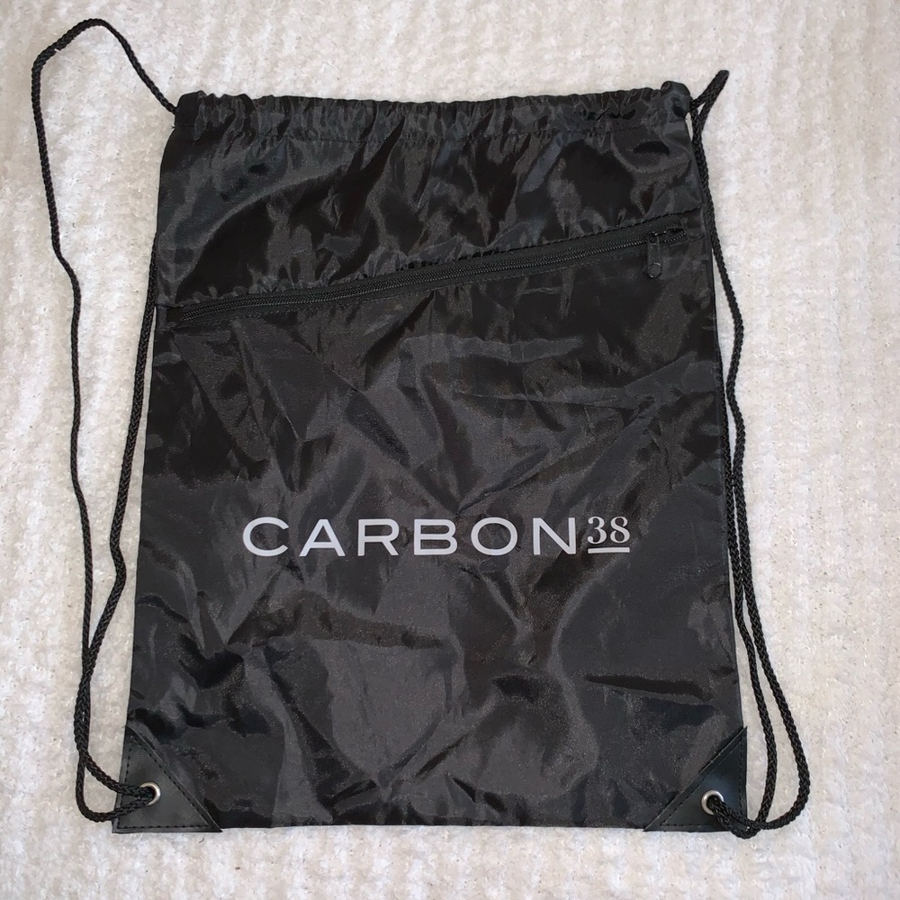 CARBON WORKOUT BAG NEVER BEEN USED